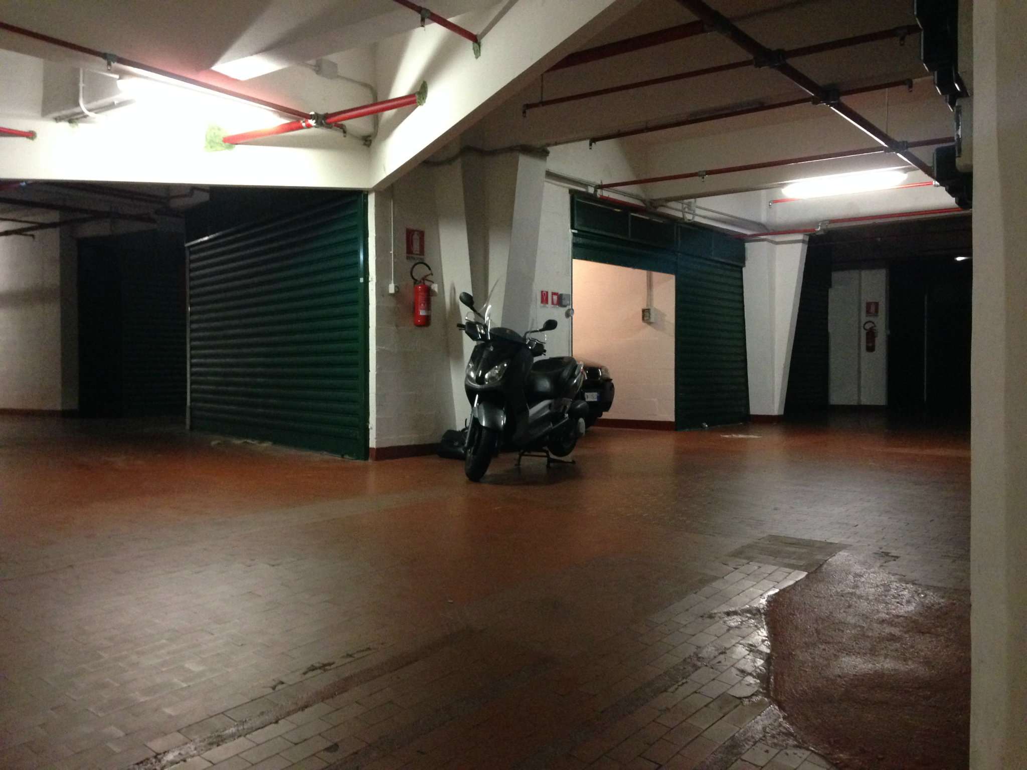 Box auto - Posto auto GENOVA vendita  ALBARO  Del Guasta Studio Immobiliare