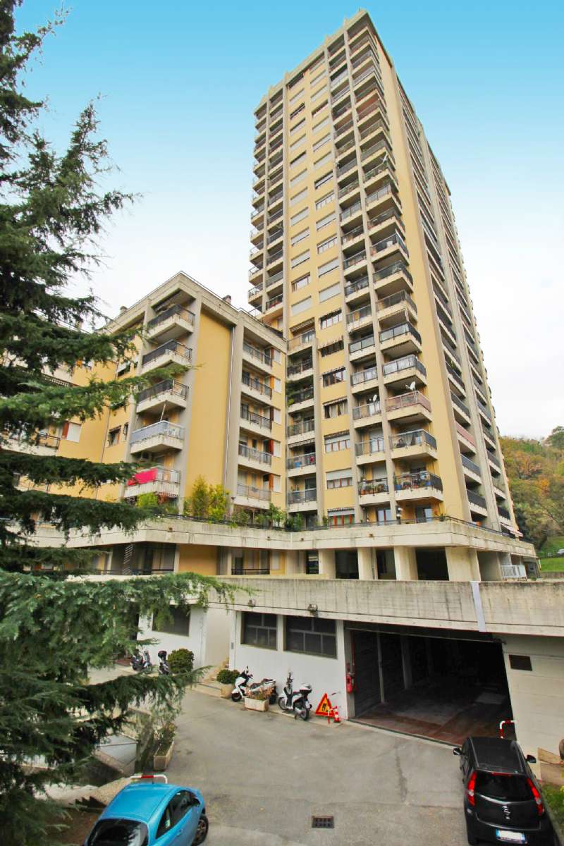  genova vendita quart: pegli del-guasta-studio-immobiliare