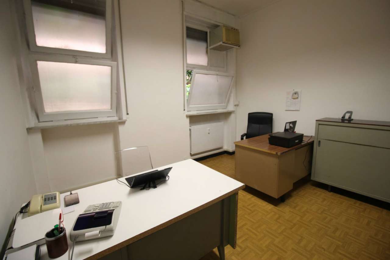 Ufficio - Loc.Com. GENOVA affitto   CESAREA Del Guasta Studio Immobiliare
