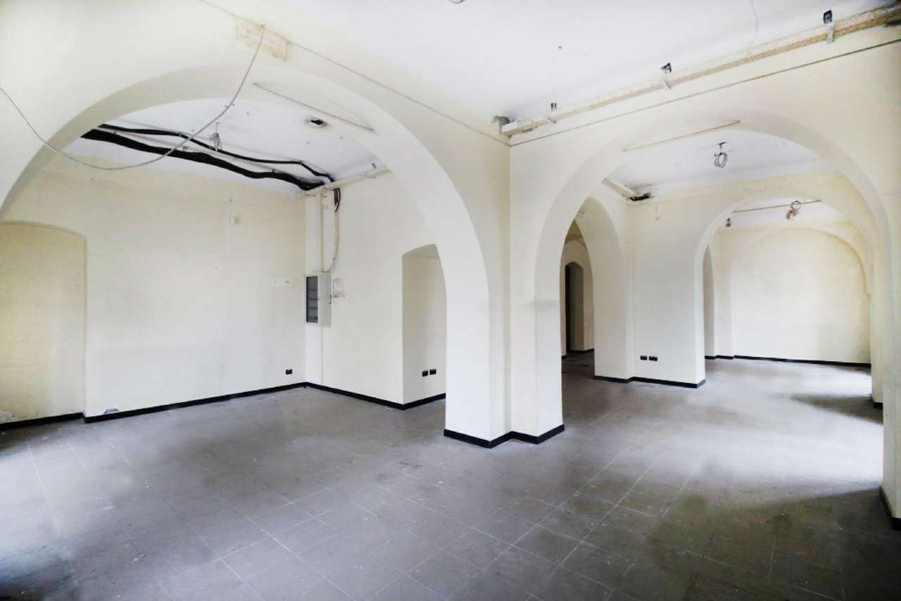 Negozio - Loc.Com. GENOVA vendita  SAMPIERDARENA BARABINO Del Guasta Studio Immobiliare