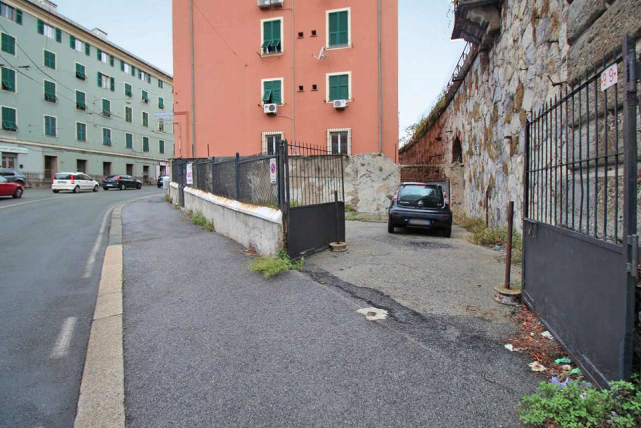 Negozio - Loc.Com. GENOVA vendita  SAMPIERDARENA BARABINO Del Guasta Studio Immobiliare