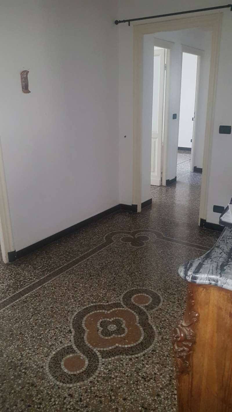 Appartamento GENOVA vendita  CASTELLETTO MONTELLO Del Guasta Studio Immobiliare