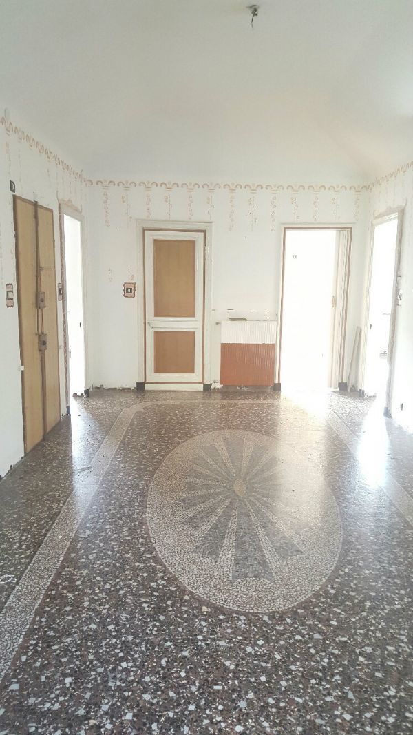 genova vendita quart: sestri p. se imm srl