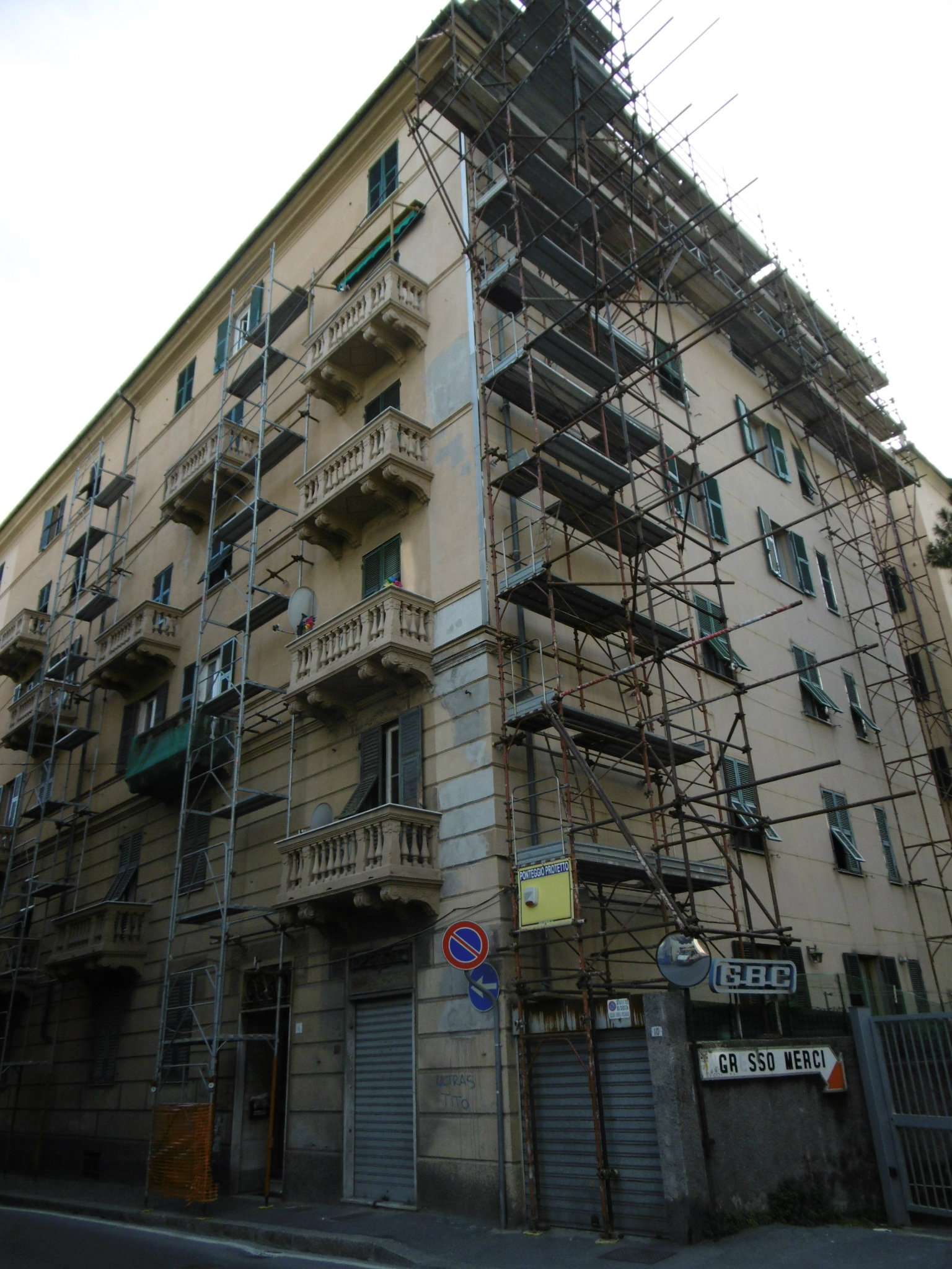 genova vendita quart: sestri p. se imm srl