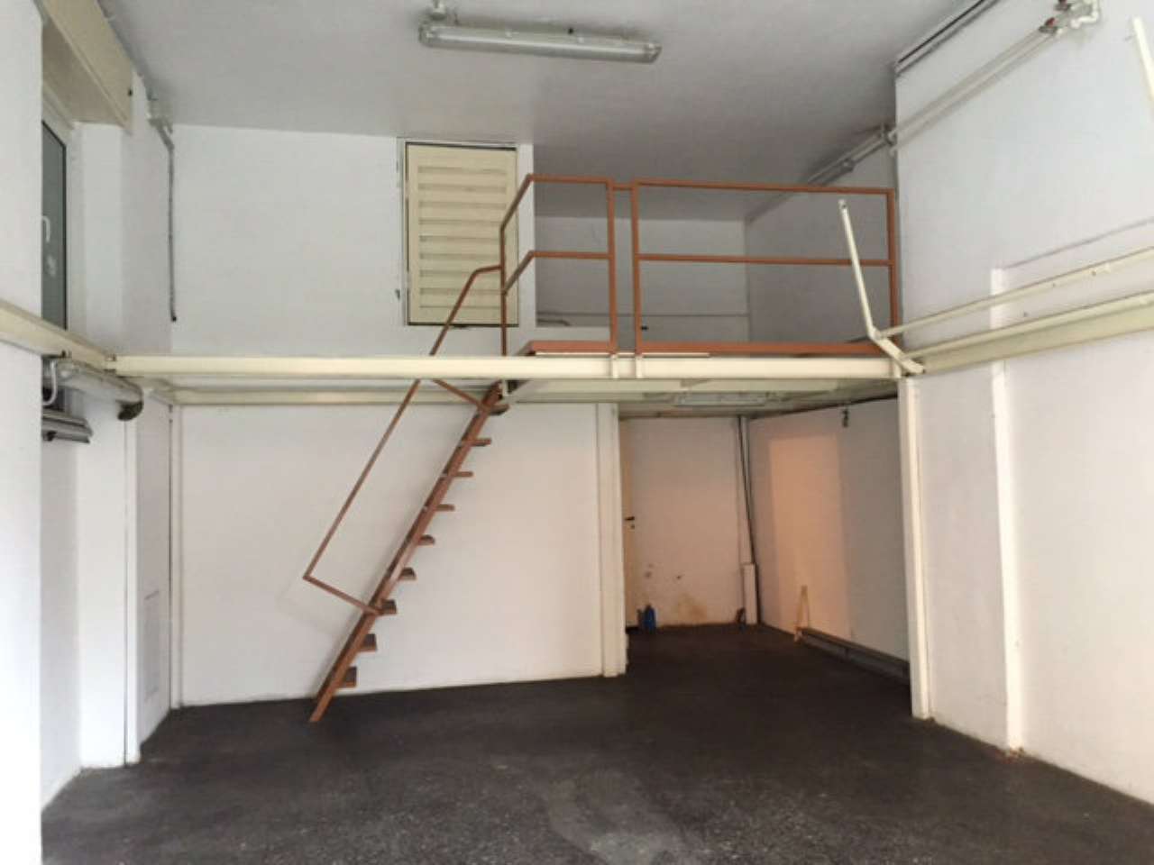 Negozio - Loc.Com. GENOVA affitto  SAN FRUTTUOSO Manuzio Se Imm Srl