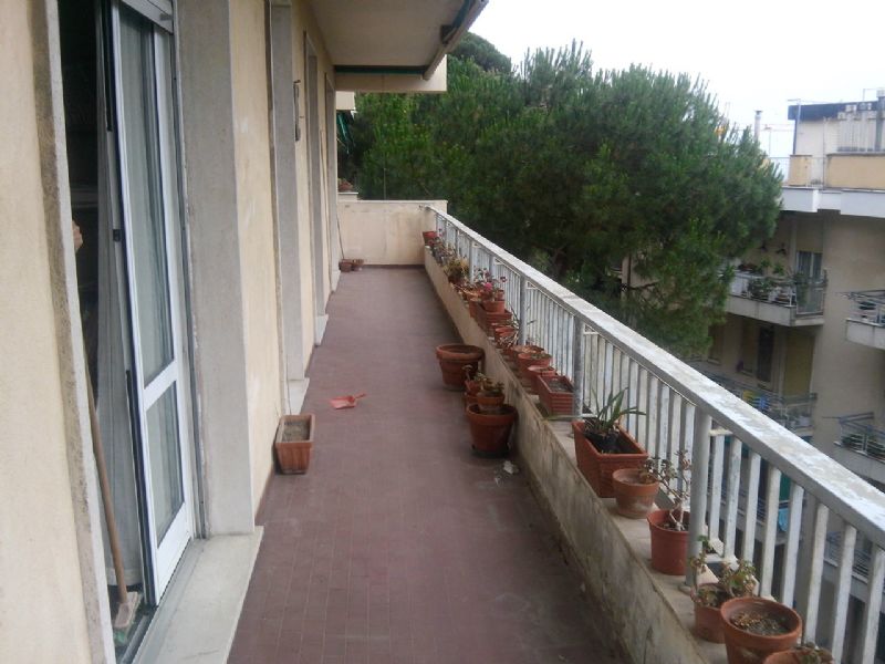  genova vendita quart: pegli se imm srl