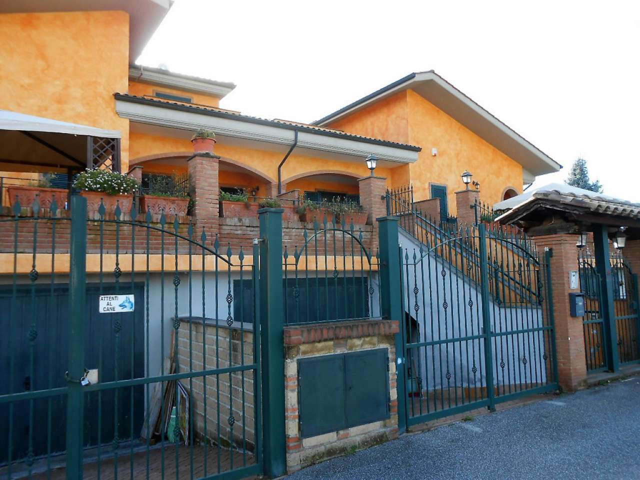 Villa Affiancata - Schiera GUIDONIA MONTECELIO vendita   Mandela romimmobiliare