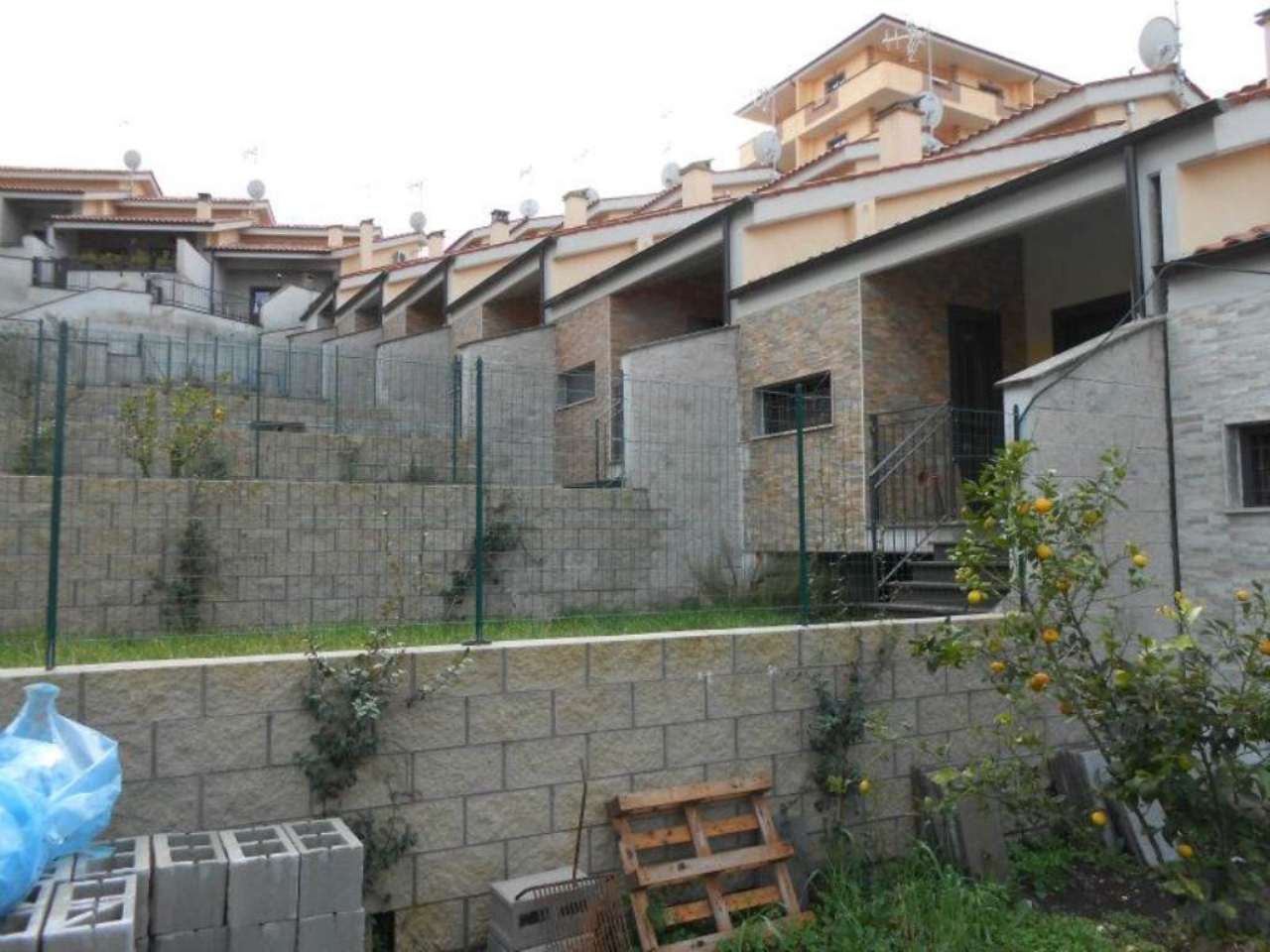 Villa Affiancata - Schiera ROMA vendita  SELVA CANDIDA Somma Lombardo romimmobiliare