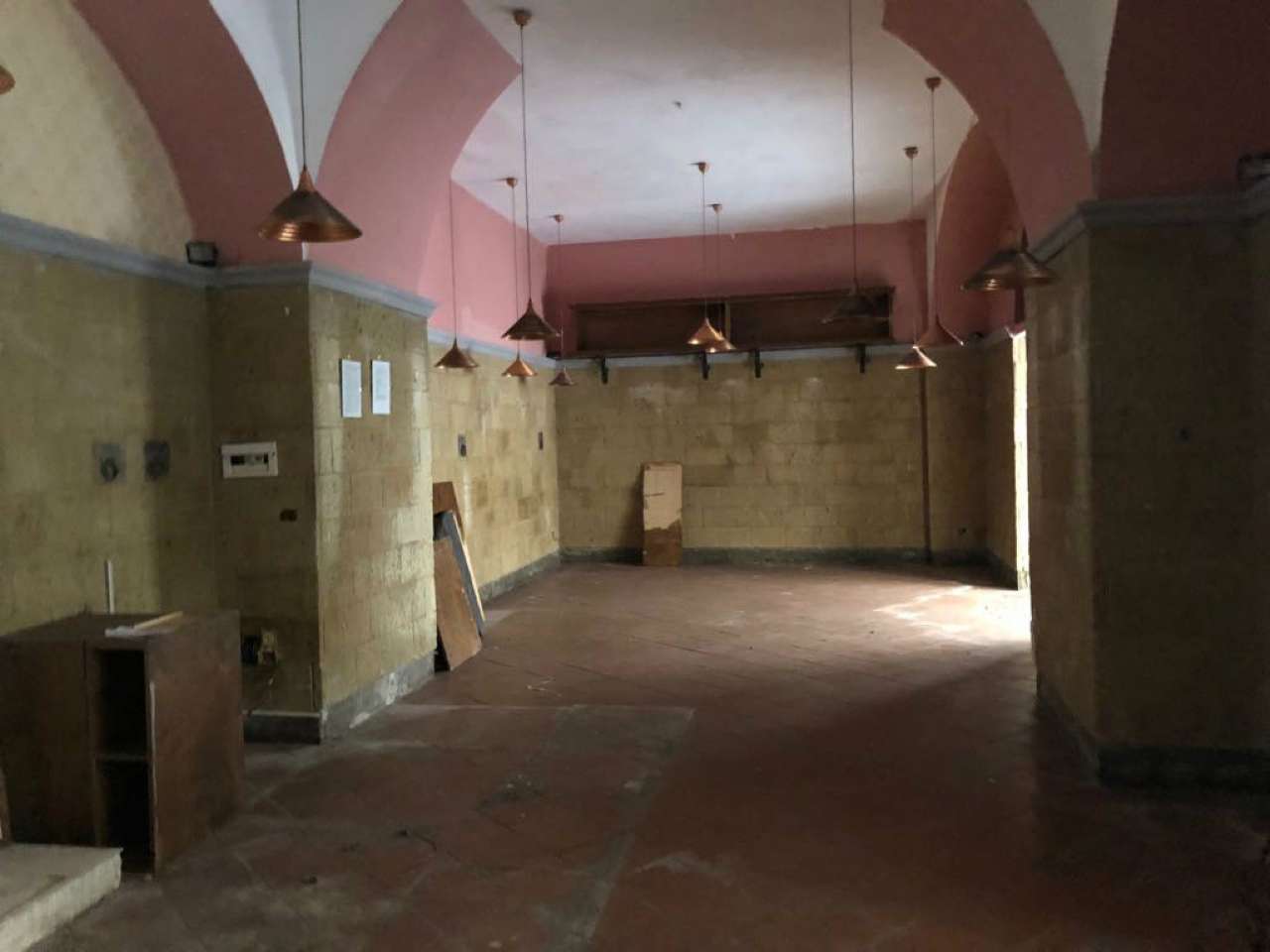 Negozio - Loc.Com. NAPOLI affitto  CHIAIA ascensione D'Anna Immobiliare