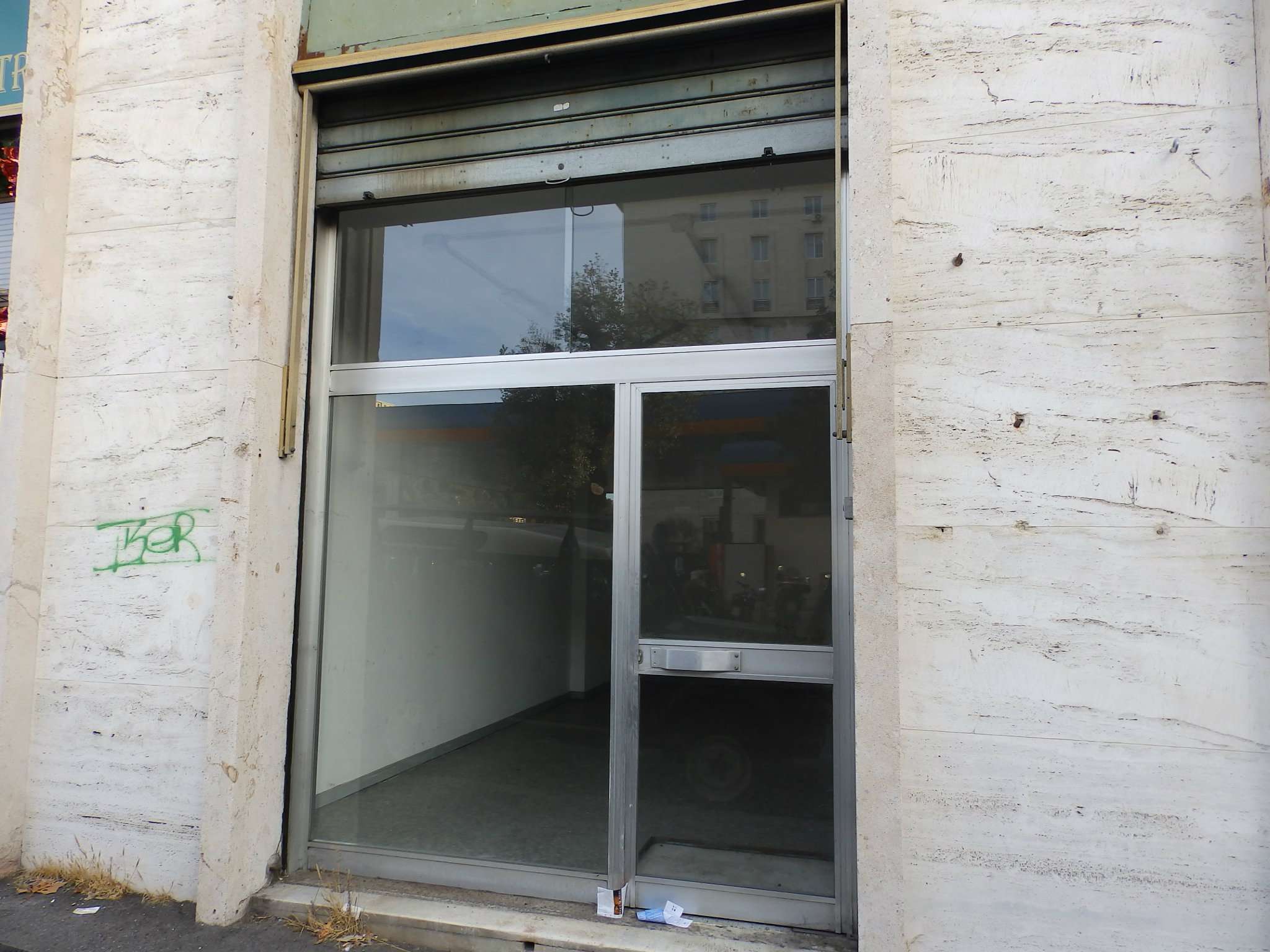 Negozio - Loc.Com. GENOVA affitto  FOCE Pisacane Genovesimmobiliare