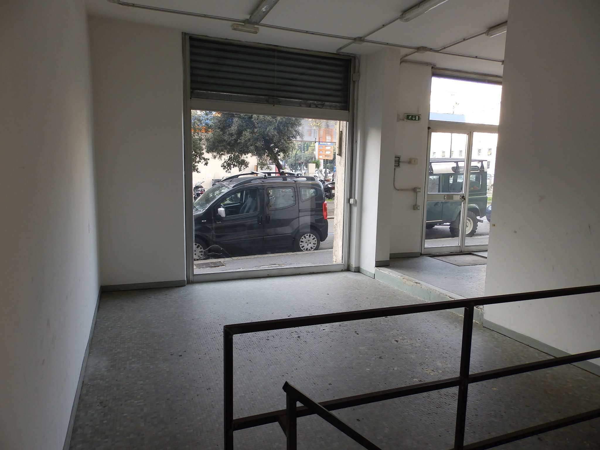 Negozio - Loc.Com. GENOVA affitto  FOCE Pisacane Genovesimmobiliare