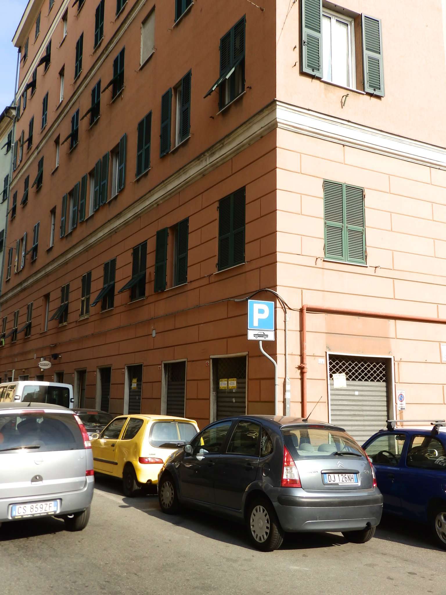 Negozio - Loc.Com. GENOVA vendita  SAMPIERDARENA Sampierdarena Genovesimmobiliare