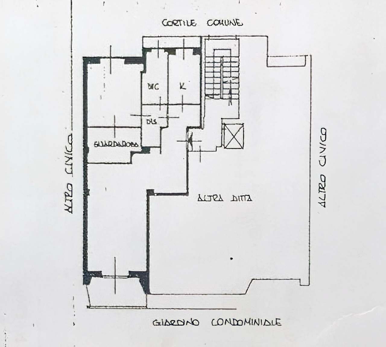 Milano Vendita APPARTAMENTO Immagine 1