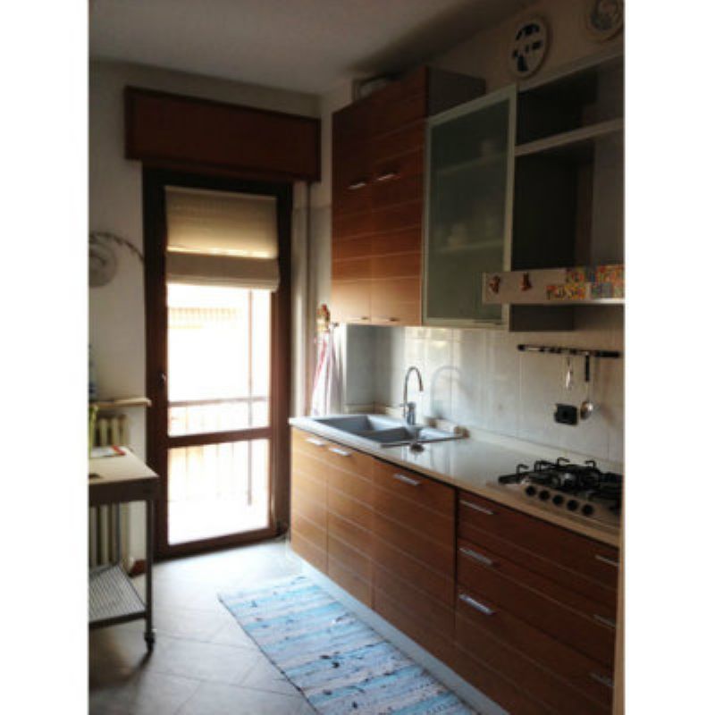 Appartamento LAVENO-MOMBELLO vendita   MARTIRI DELLA LIBERTA IMMOBILIARE BIZAR