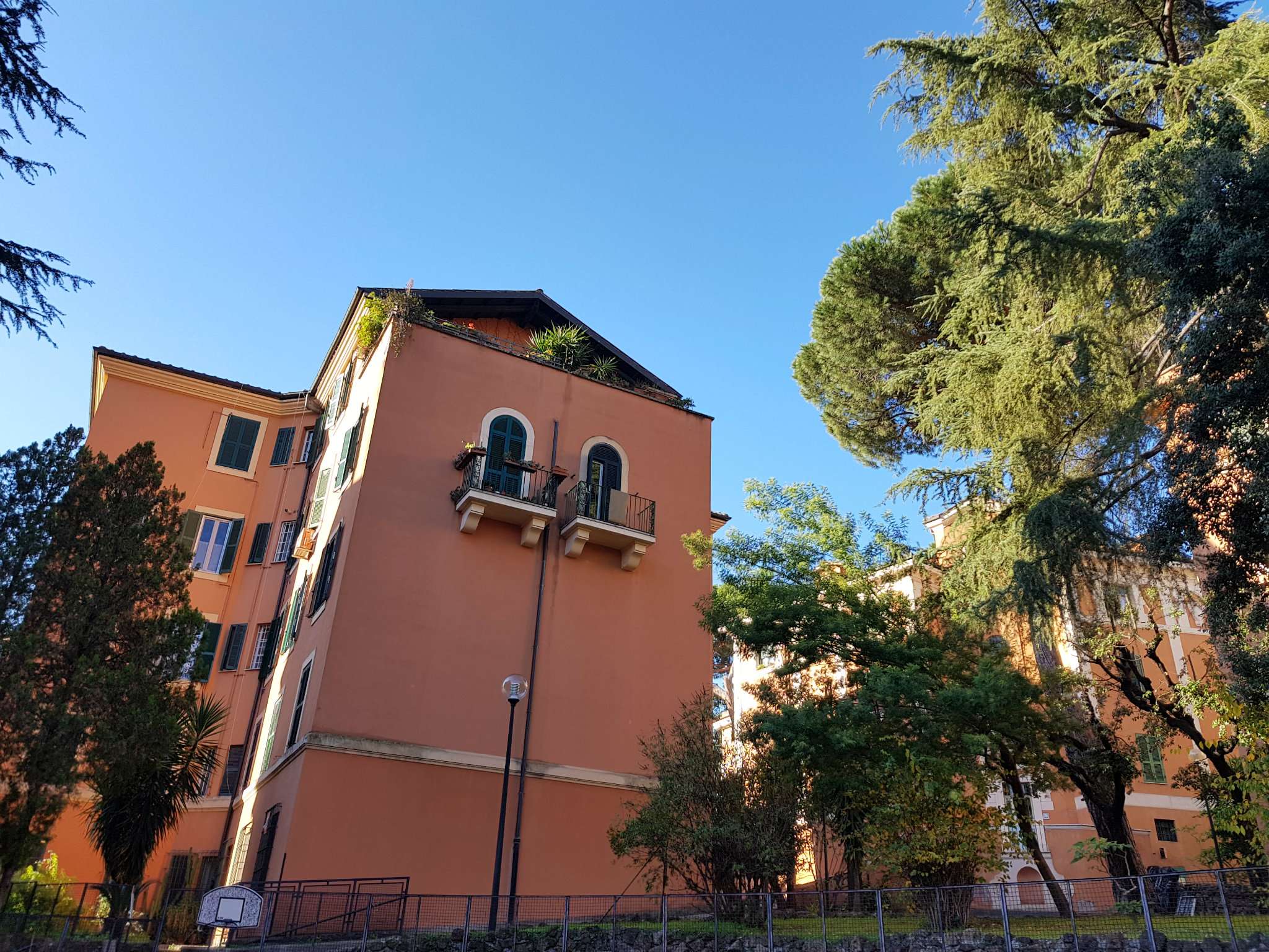 Appartamento ROMA vendita  NOMENTANO  pontida PUNTO IMMOBILIARE PROVINCIE