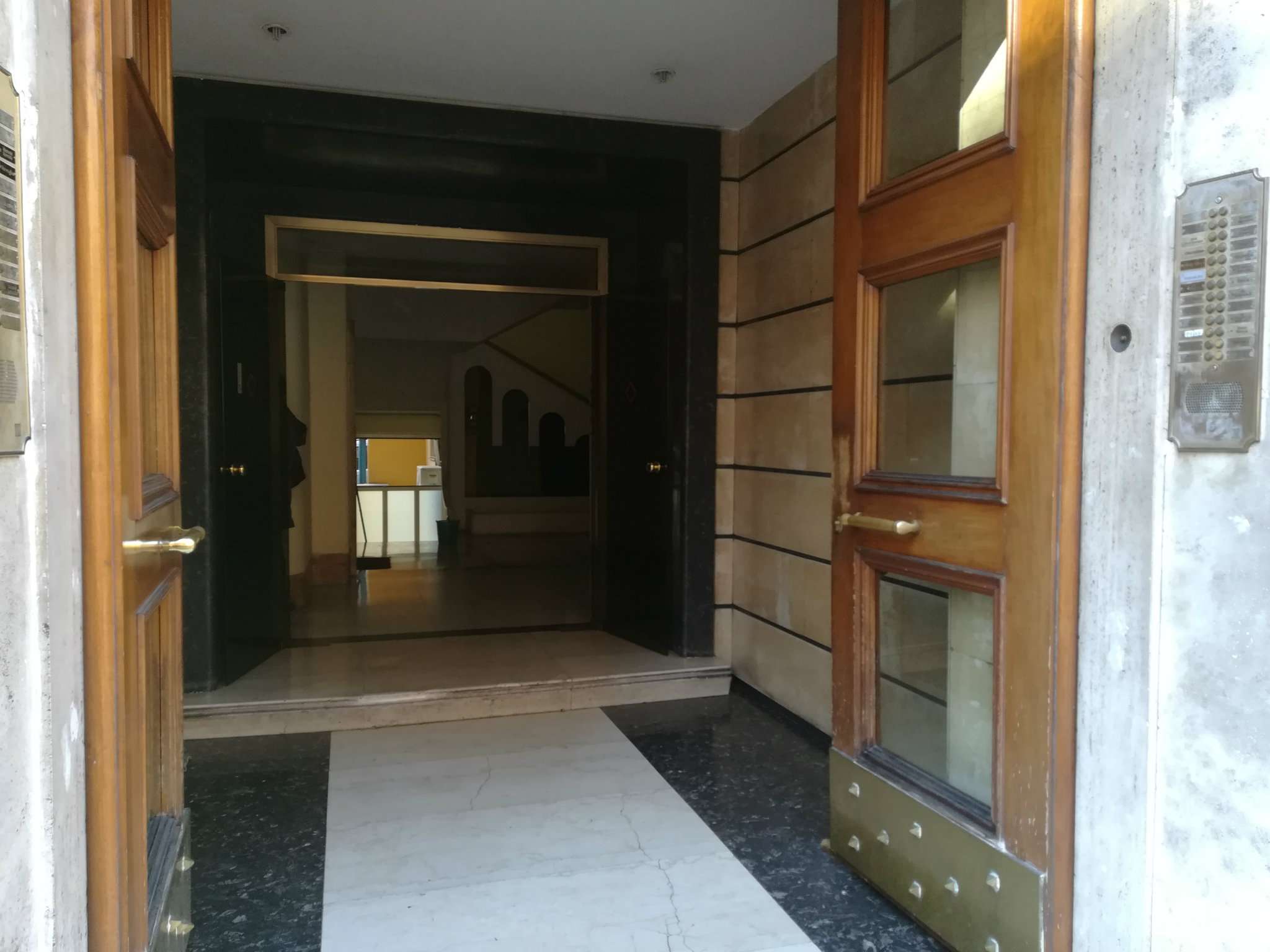 Appartamento ROMA vendita  NOMENTANO  Ippocrate PUNTO IMMOBILIARE PROVINCIE