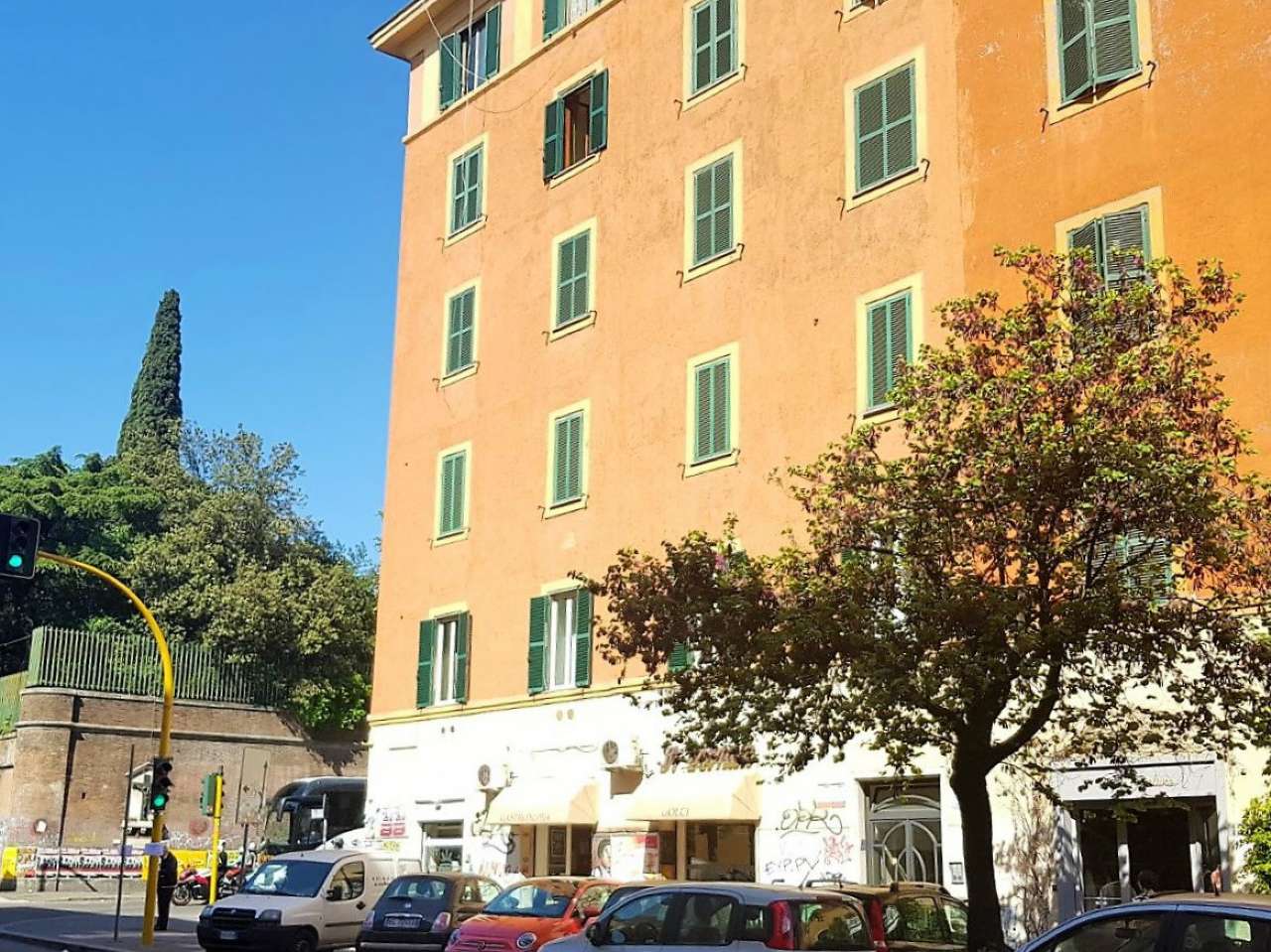 Negozio - Loc.Com. ROMA vendita  Nomentano - san lorenzo Tiburtina PUNTO IMMOBILIARE PROVINCIE