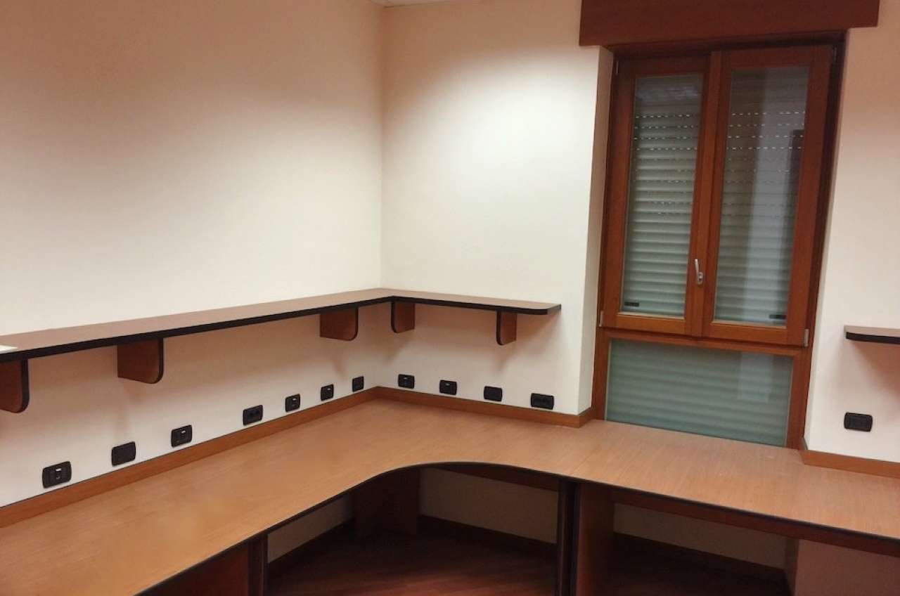 Ufficio - Loc.Com. MILANO vendita  CENTRO STORICO Broletto BRERAUNDICI