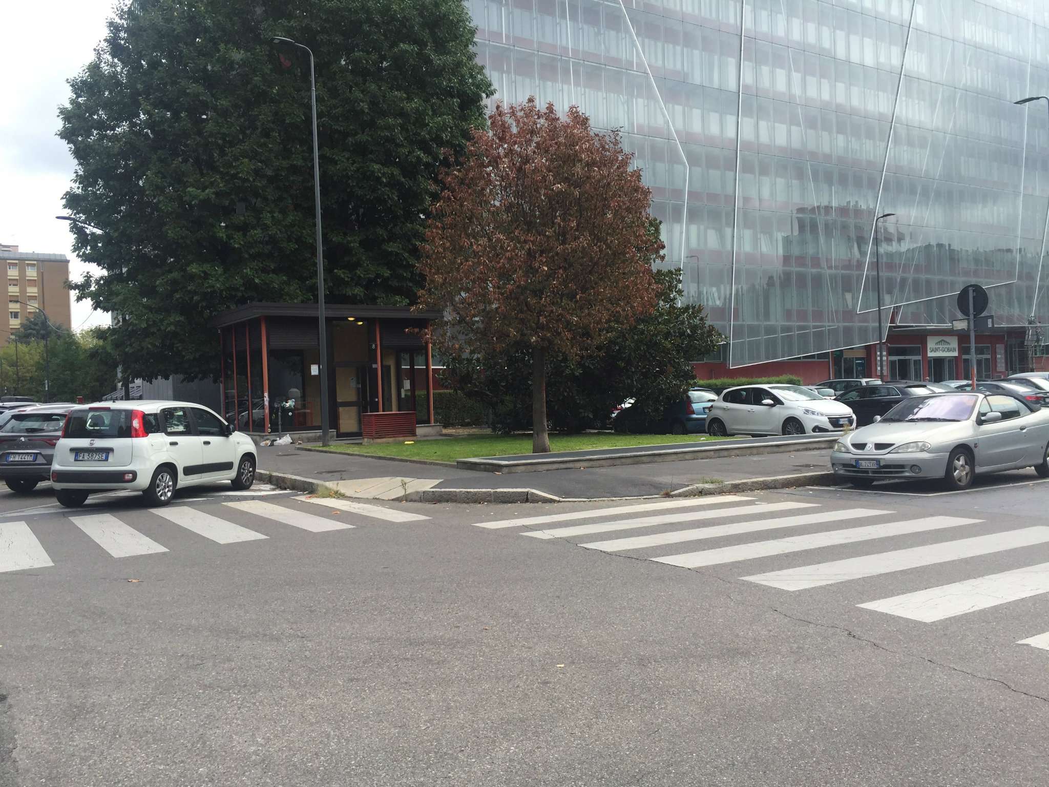  milano vendita quart: barona a.g.-immobili