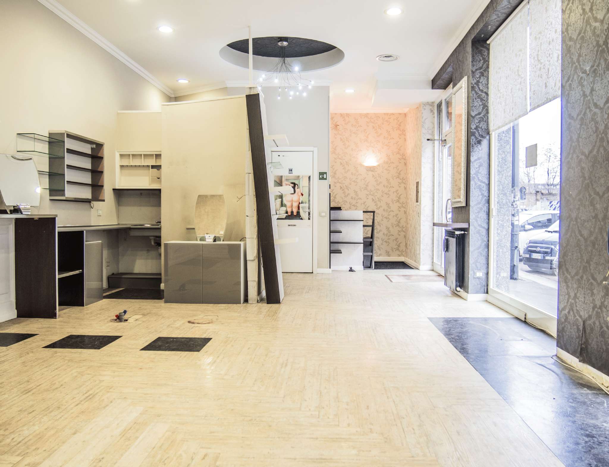 Negozio - Loc.Com. MILANO vendita  BARONA Eugenio Villoresi A.G. Immobili