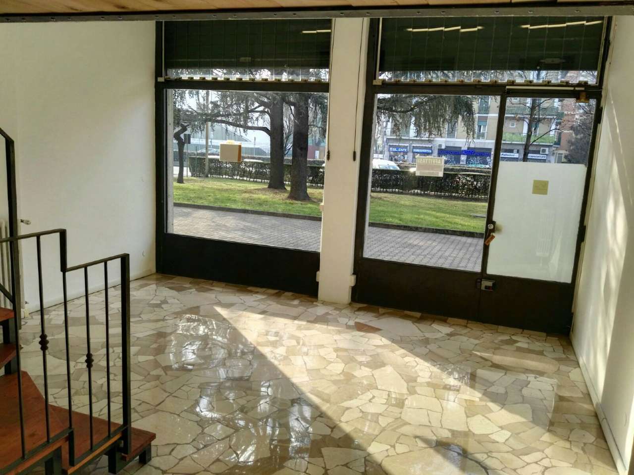 Negozio - Loc.Com. MILANO affitto  CORVETTO Mecenate Prestige Solutions