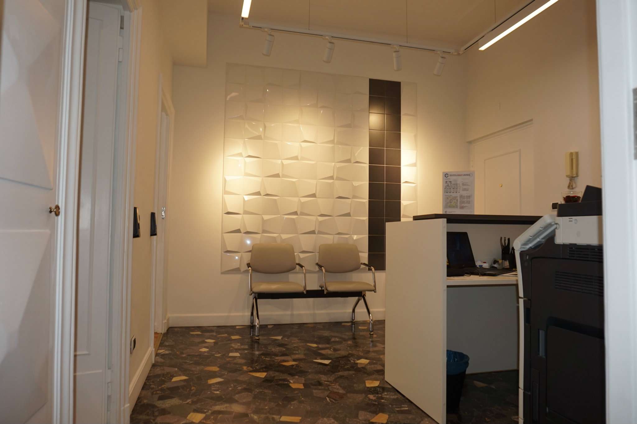 Ufficio - Loc.Com. MILANO affitto  REPUBBLICA repubblica Prestige Solutions