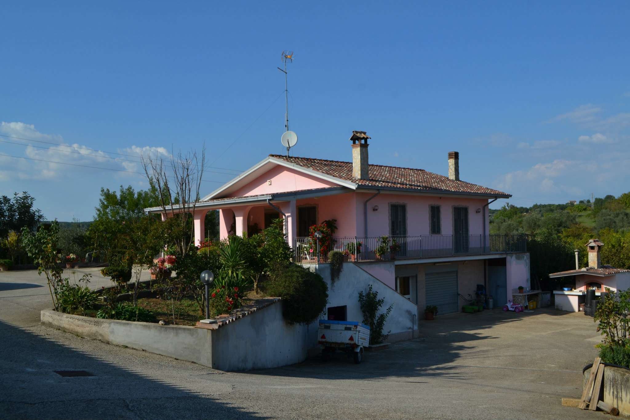 Villa Trifamiliare SANT