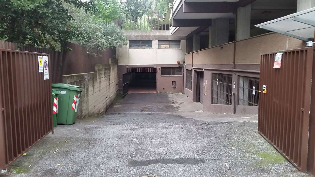 Box auto - Posto auto ROMA affitto  EUROPA   RE Winning