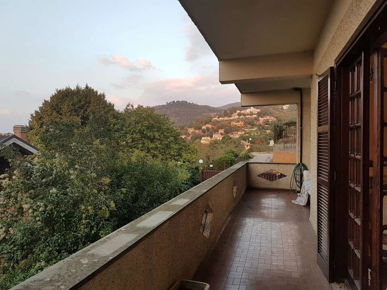 Villa Bifamiliare ROCCA DI PAPA affitto   della repubblica RE Winning