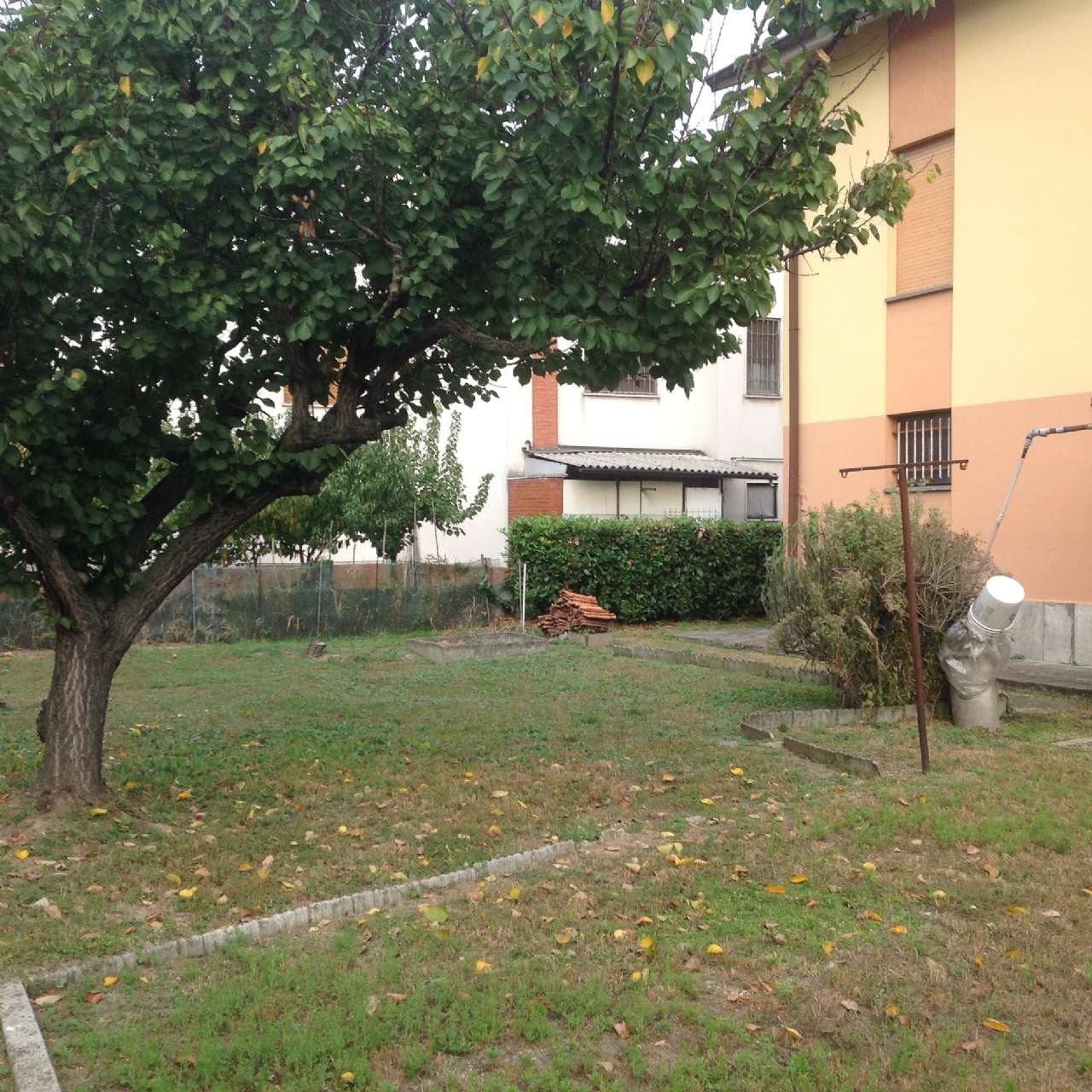 Villa Trifamiliare SAN COLOMBANO AL LAMBRO vendita    OCCASIONE IMMOBILIARE