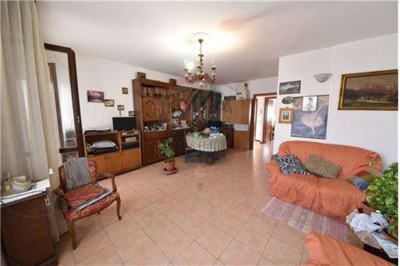 Villa Affiancata - Schiera BOLLATE vendita   Po Remax Fiducia  di Tonetto Marisa