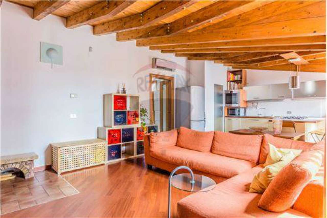 Appartamento MILANO vendita  DERGANO Conte Verde Remax Fiducia  di Tonetto Marisa