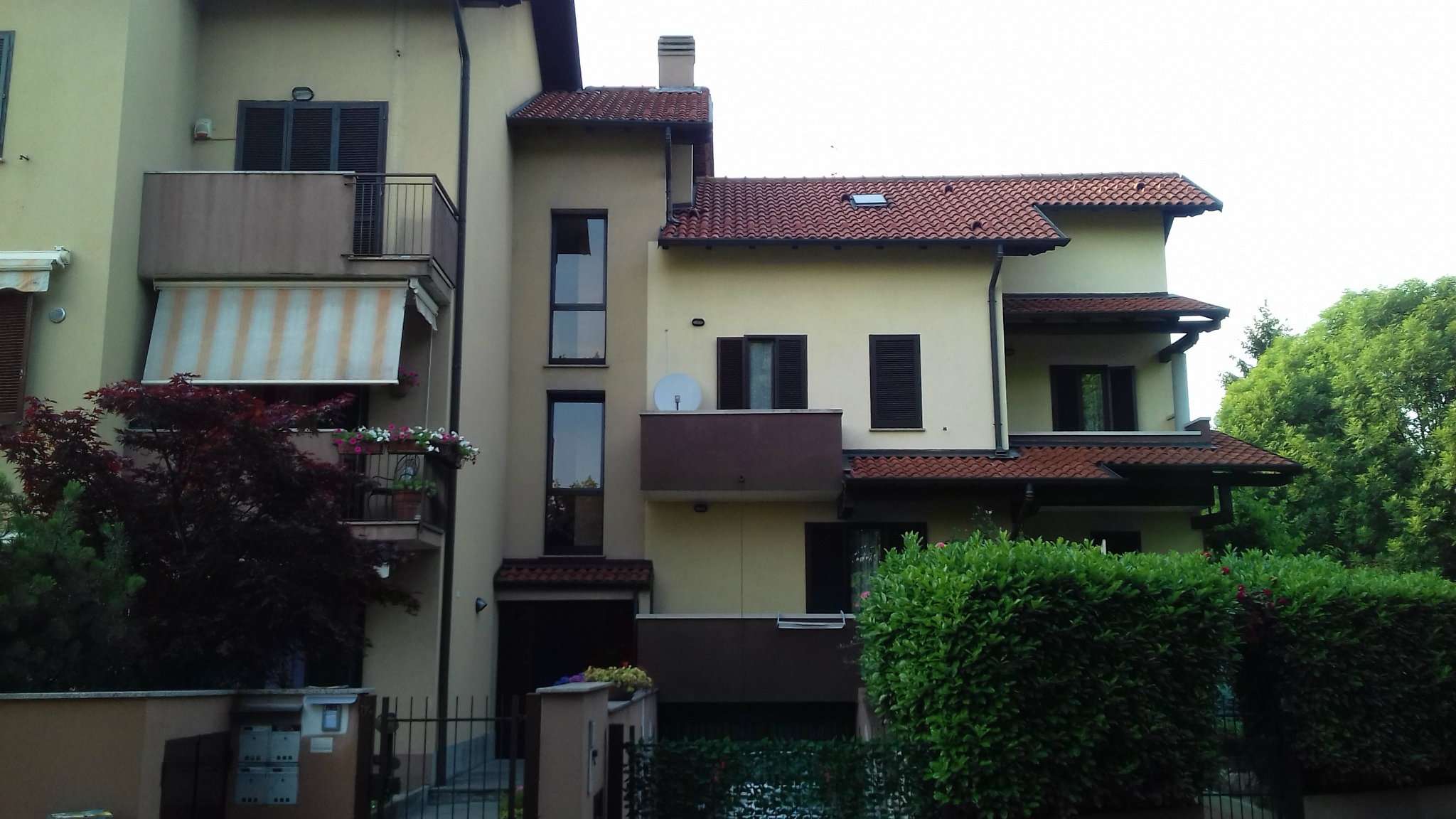 Villa Trifamiliare GARBAGNATE MILANESE vendita   B. Cellini OGGI CASA CESATE