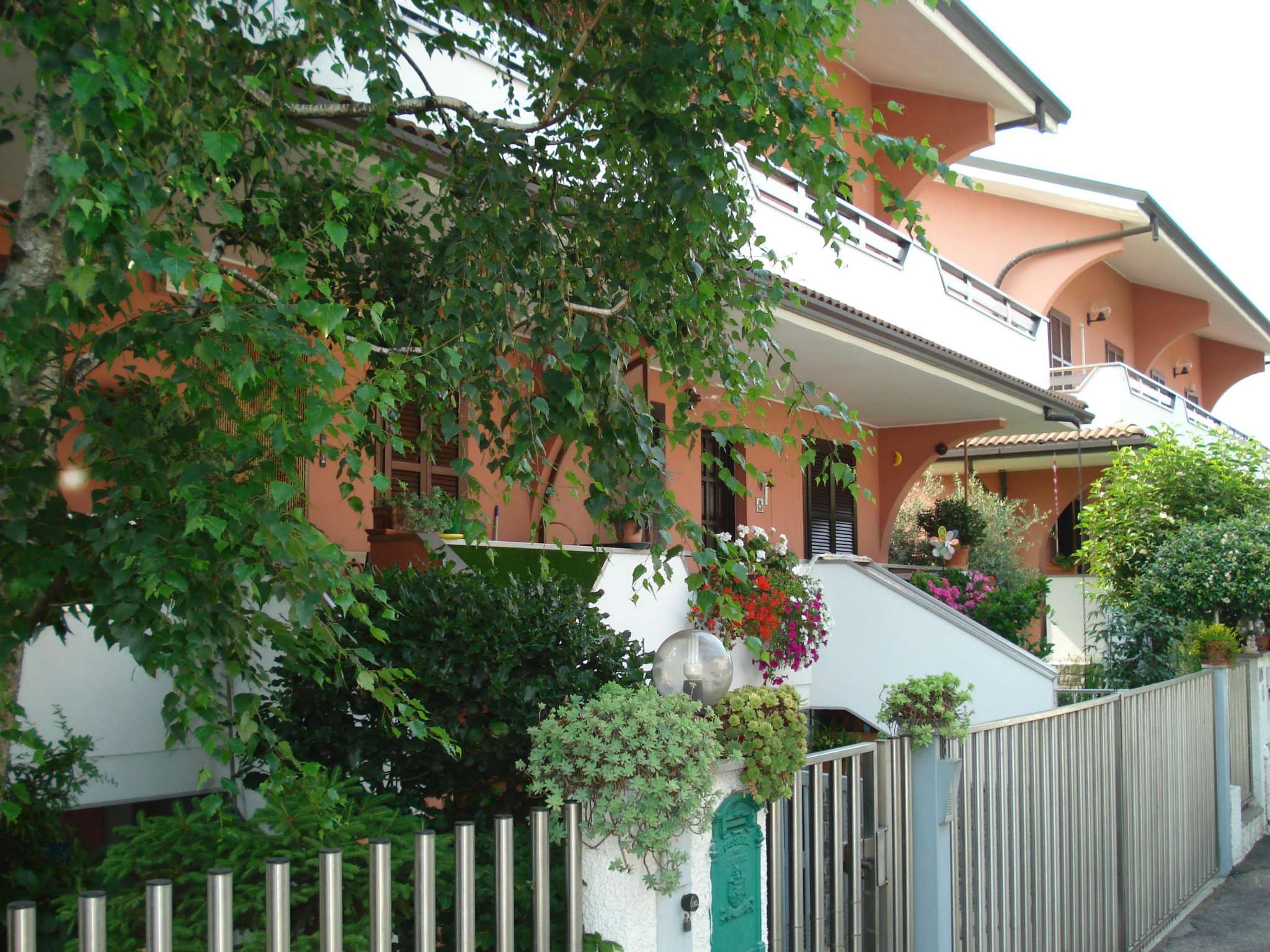 Villa GARBAGNATE MILANESE vendita   dei tigli OGGI CASA CESATE