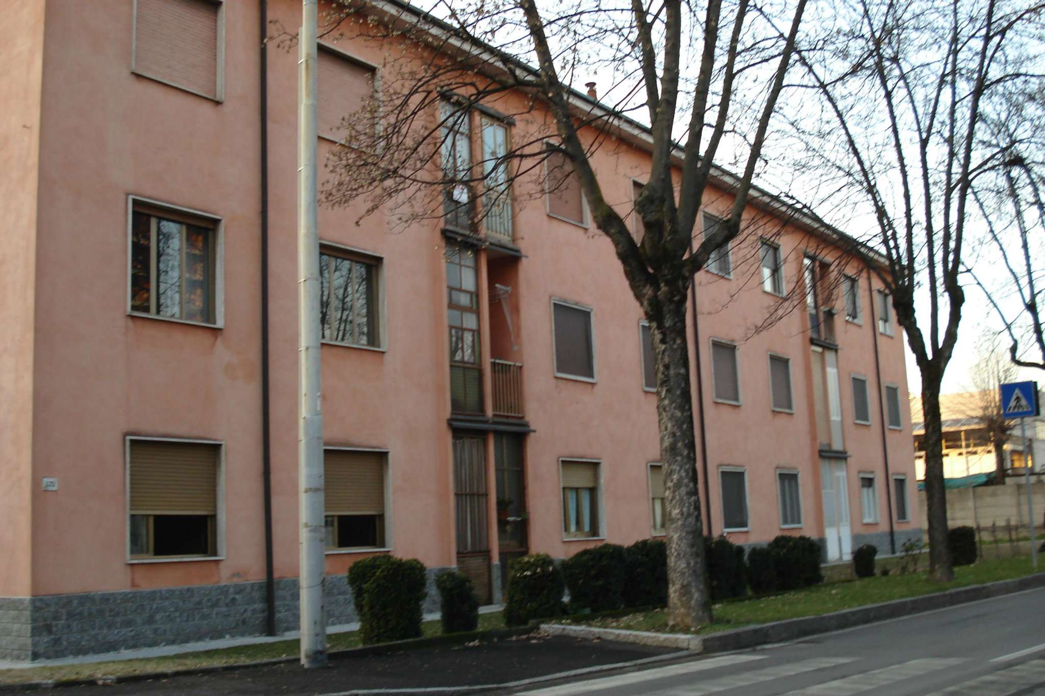  caronno pertusella vendita quart:  oggi casa cesate