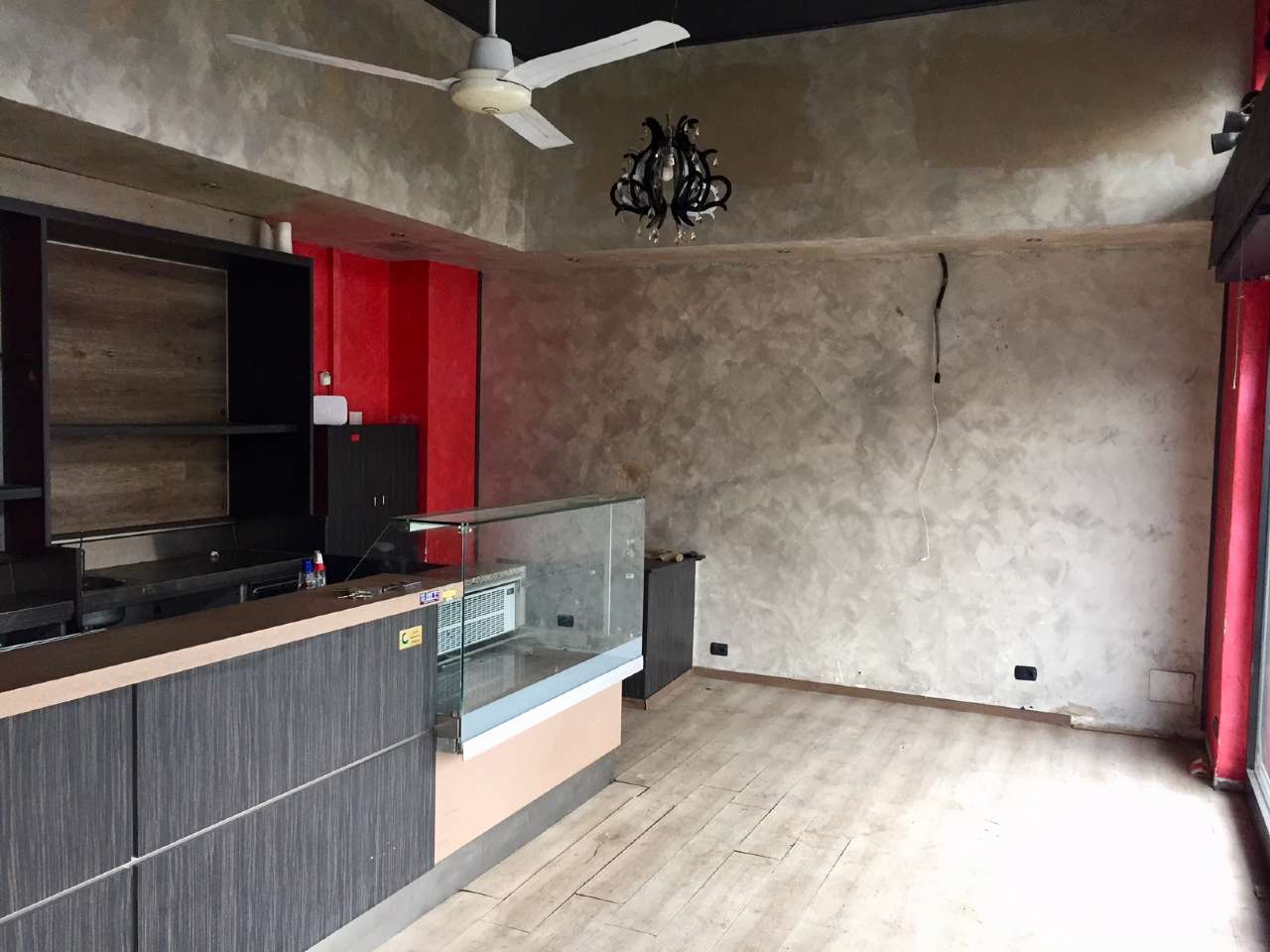 Negozio - Loc.Com. MILANO vendita  BARONA Lodovico il Moro IMMOBILIARE PROMETEO.COM SRL