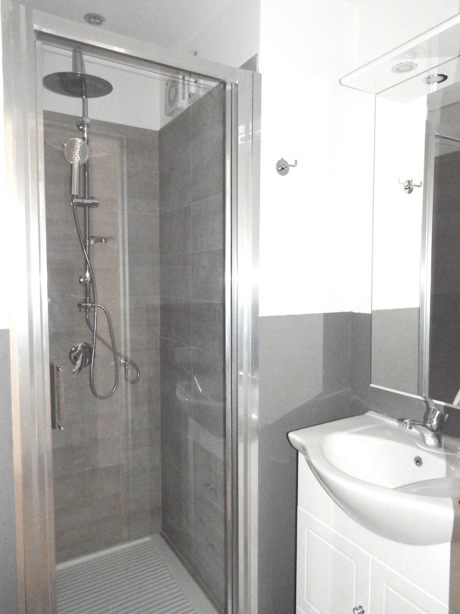 Negozio - Loc.Com. MILANO vendita  BICOCCA Derna Cfc Immobiliare