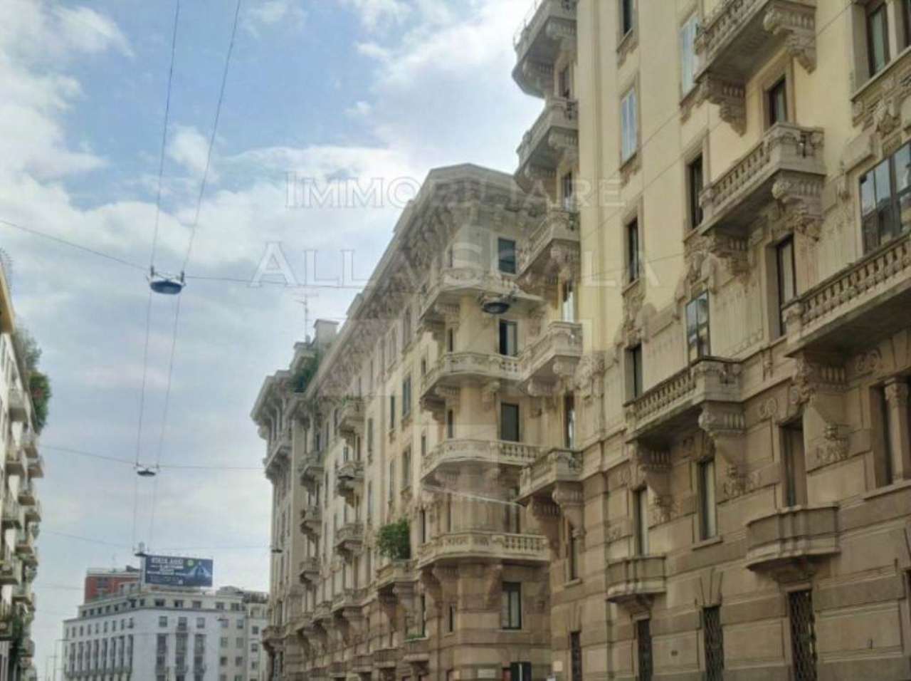Ufficio - Loc.Com. MILANO affitto  CENTRO STORICO Cesare Battisti Immobiliare Alla Scala srl