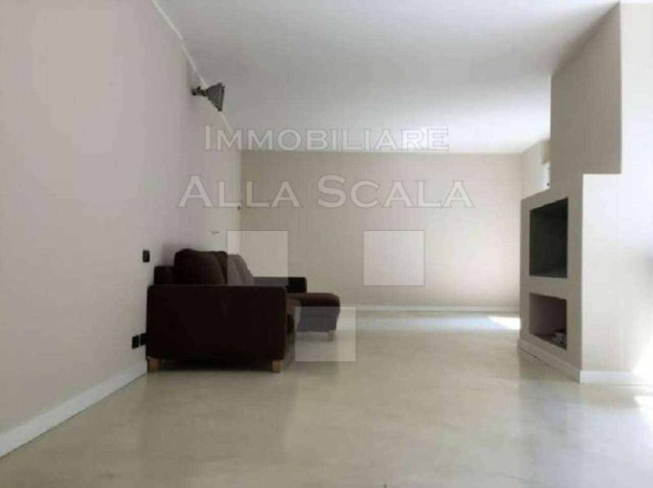 Appartamento MILANO affitto  CENTRO STORICO La Foppa Immobiliare Alla Scala srl