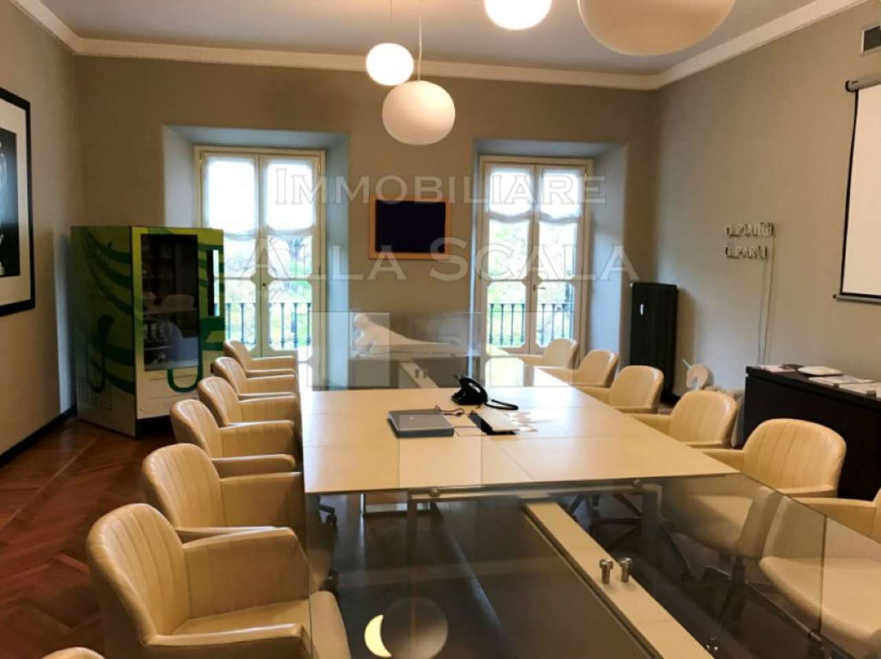 Ufficio - Loc.Com. MILANO affitto  CENTRO STORICO Palestro Immobiliare Alla Scala srl