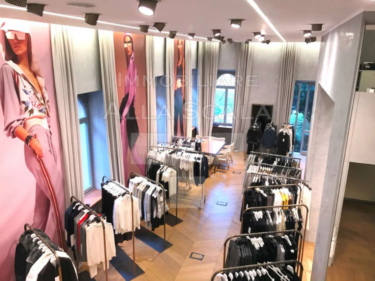 Ufficio - Loc.Com. MILANO affitto  CENTRO STORICO Sant'Andrea Immobiliare Alla Scala srl
