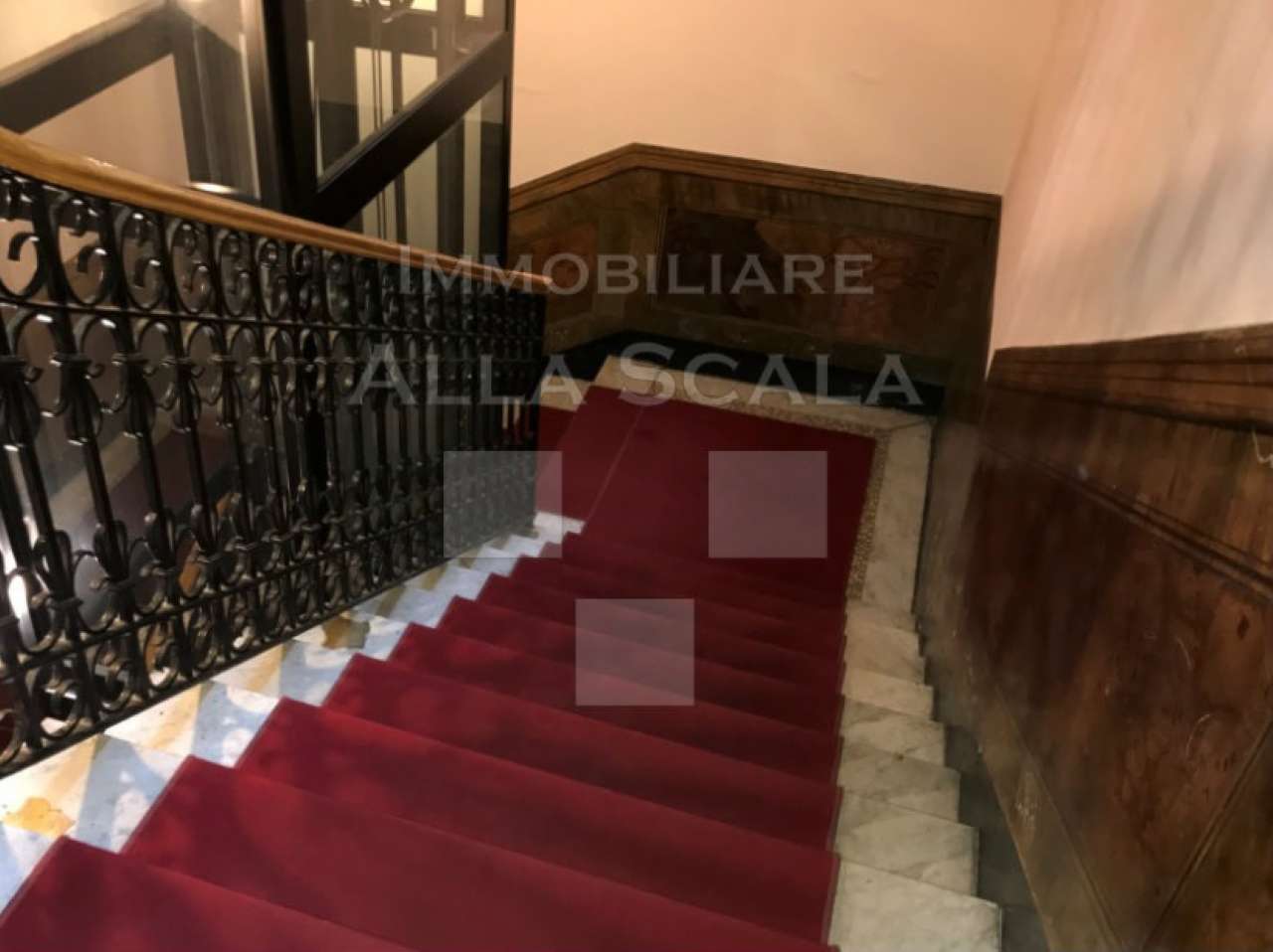 Appartamento MILANO affitto  CENTRO STORICO Sant'Andrea Immobiliare Alla Scala srl