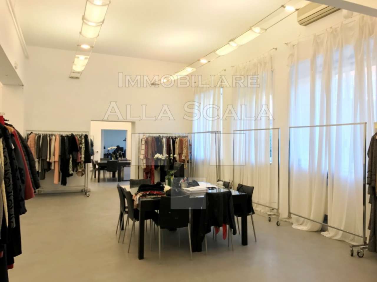 Show Room MILANO affitto  ROMOLO Vigevano Immobiliare Alla Scala srl