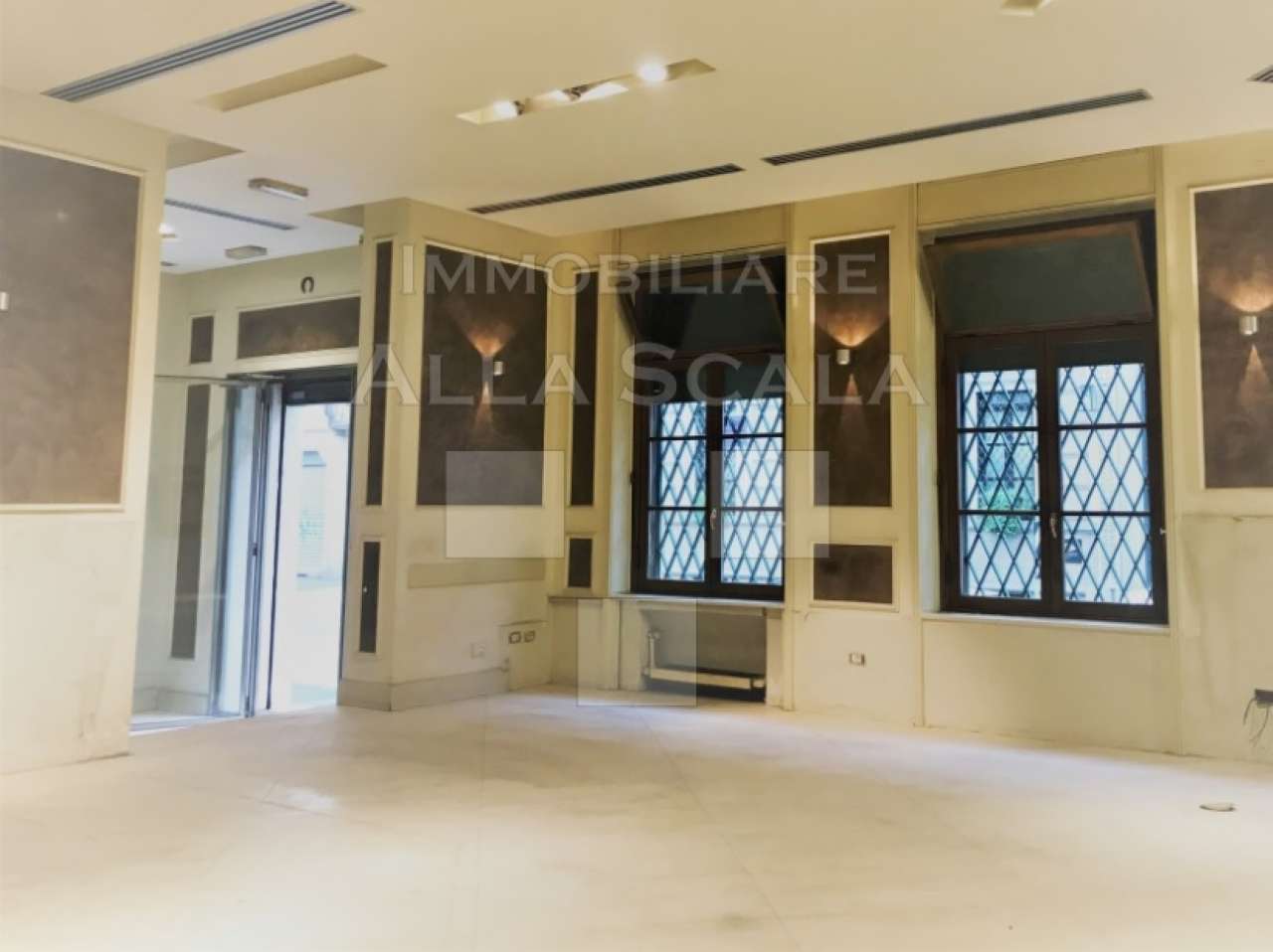 Show Room MILANO affitto  CENTRO STORICO Monte di Pietà Immobiliare Alla Scala srl