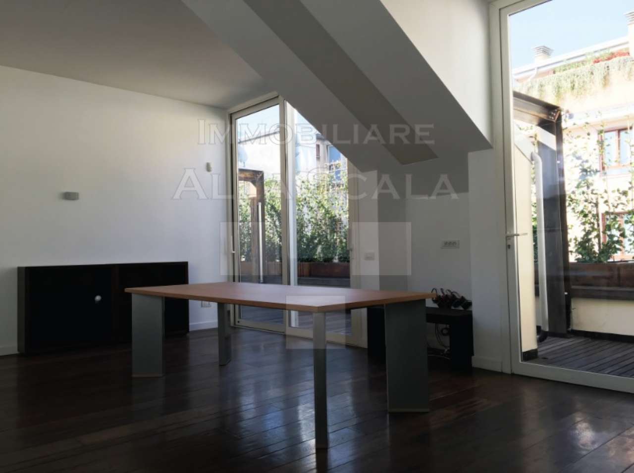 Attico MILANO affitto  CENTRO STORICO Manzoni Immobiliare Alla Scala srl