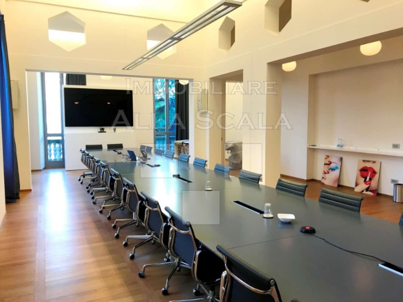 Ufficio - Loc.Com. MILANO affitto  CENTRO STORICO Sant'Andrea Immobiliare Alla Scala srl