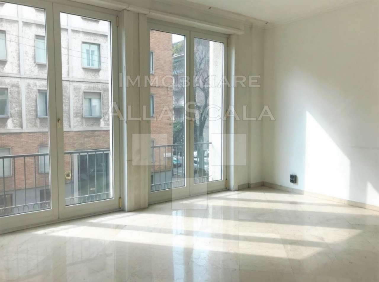 Ufficio - Loc.Com. MILANO affitto  CENTRO STORICO FatebeneFratelli Immobiliare Alla Scala srl