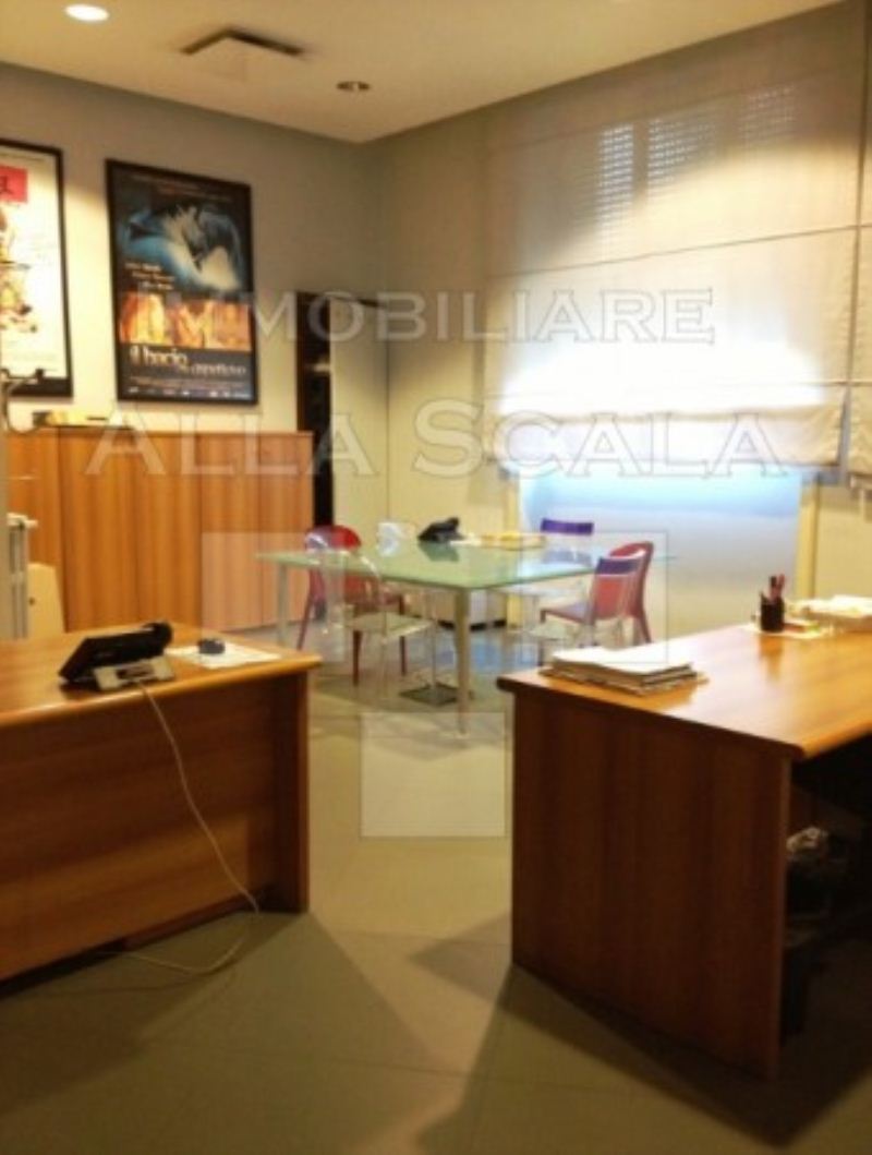 Ufficio - Loc.Com. MILANO affitto  CENTRO STORICO Filippo Turati Immobiliare Alla Scala srl