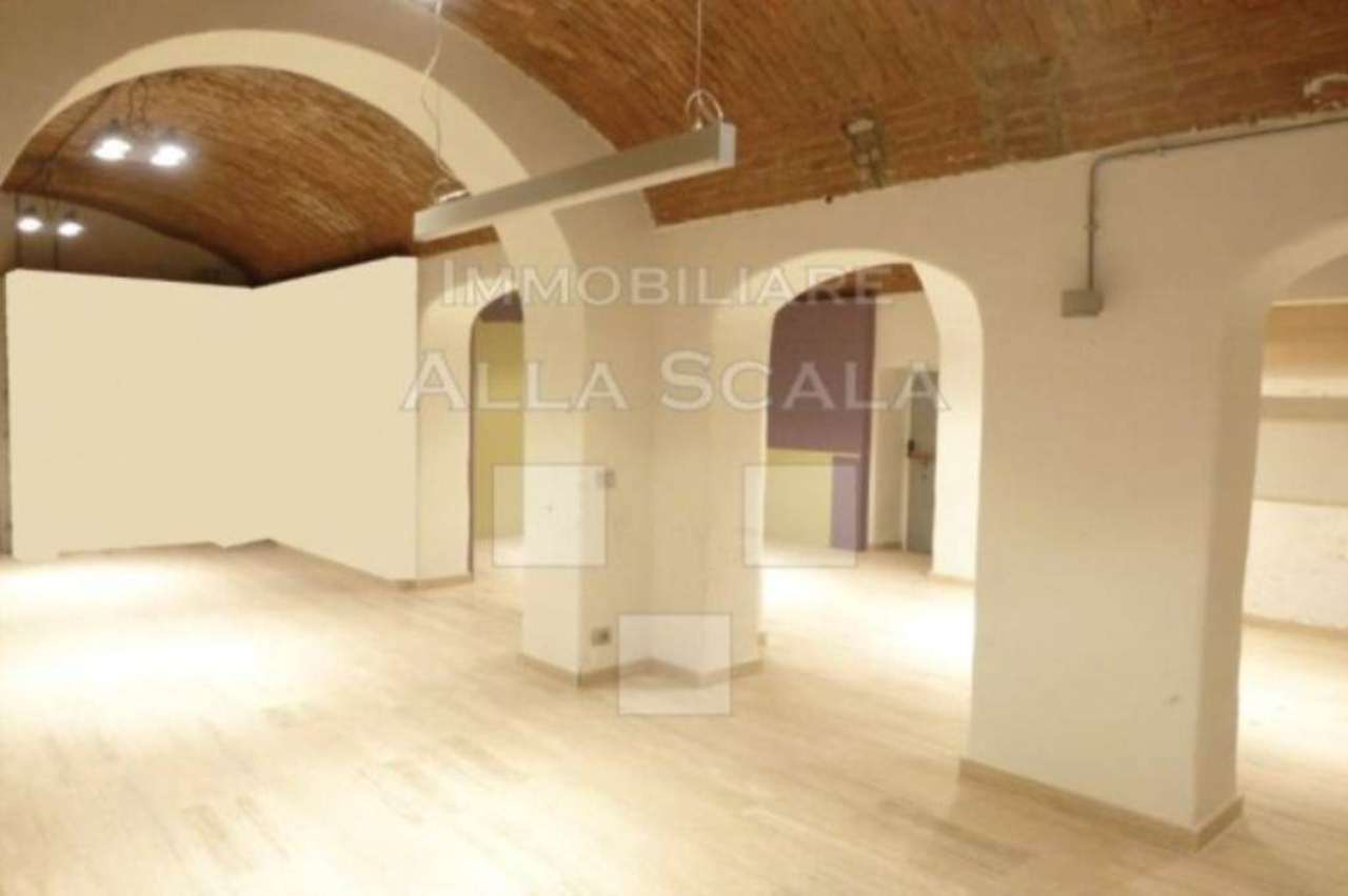Negozio - Loc.Com. MILANO affitto  CENTRO STORICO Solferino Immobiliare Alla Scala srl