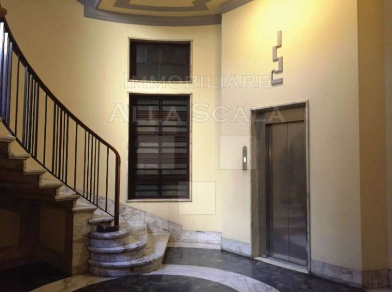 Ufficio - Loc.Com. MILANO affitto  CENTRO STORICO Visconti di Modrone Immobiliare Alla Scala srl